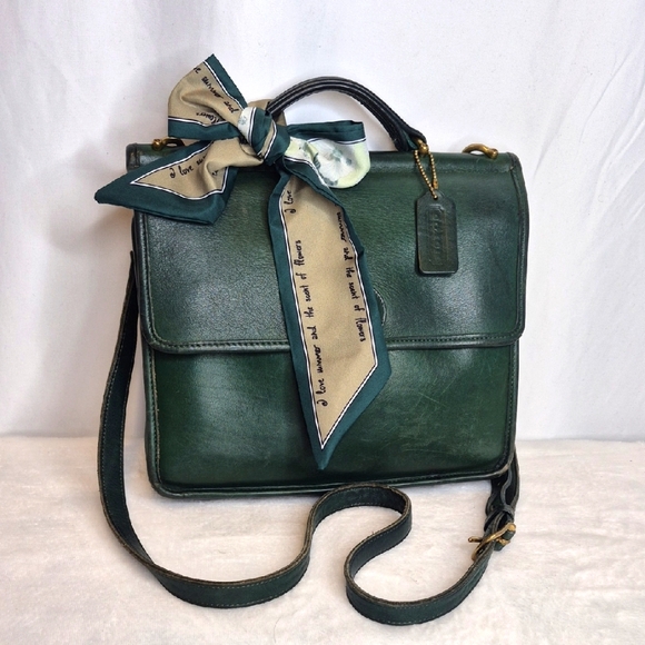 Coach Handbags - Coach Vintage Green WILLIS Bag